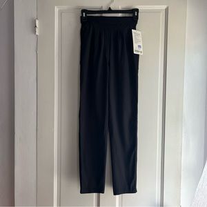 Lululemon essential HR trouser